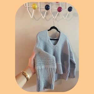 Slouchy chunky knit sweater